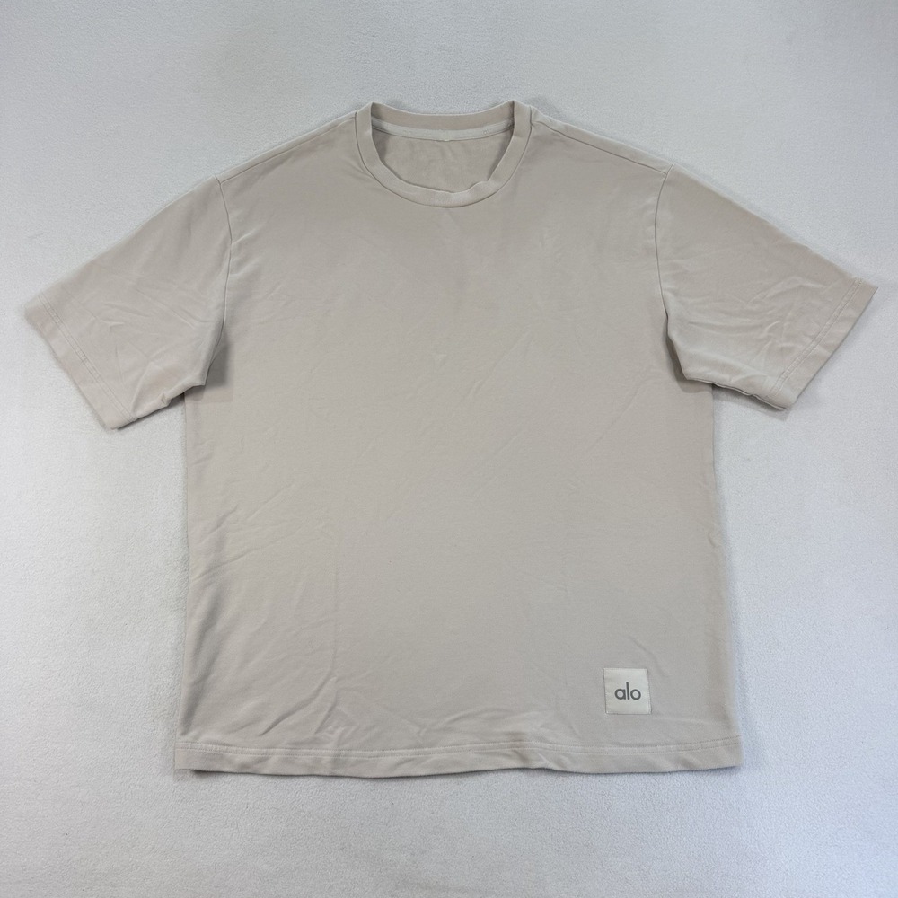 Alo Yoga Double Take Men's Crew Neck T-Shirt L Beige Short Sleeve Logo